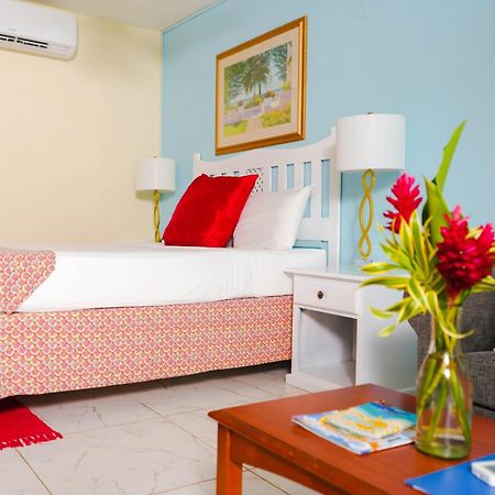 Palm Garden Hotel Barbados Bridgetown Esterno foto
