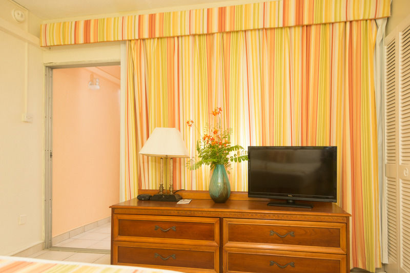 Palm Garden Hotel Barbados Bridgetown Esterno foto